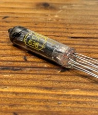 1 x Raytheon CK636 / CK-635 Sub-Miniature Beam Power Pentode Tube *NOS*