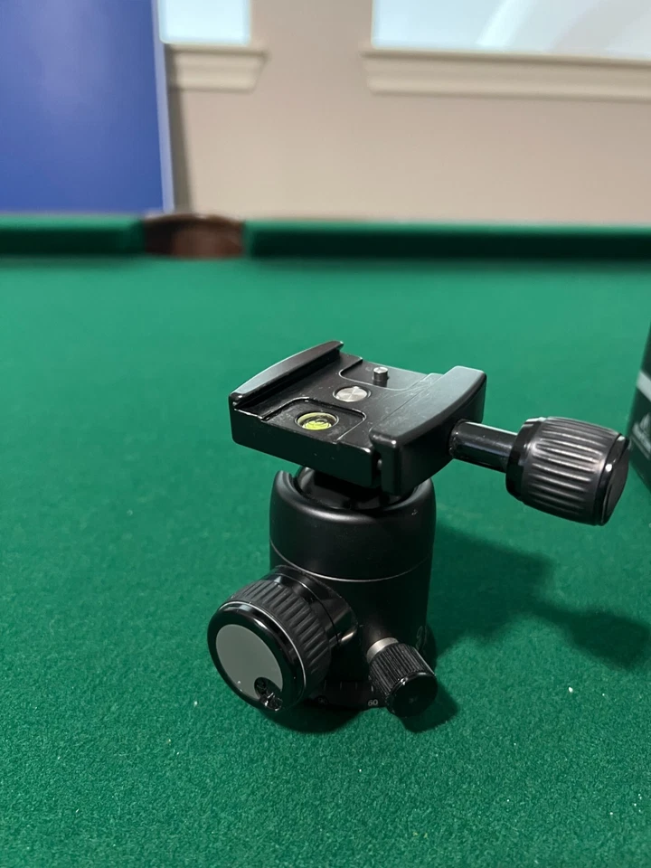 Markins Q-Ball Q3 Traveler Ballhead (Black)- Barely Used, Excellent Condition! - Image 2 of 3