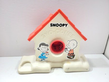 1985 HASBRO SNOOPY SNO CONES MACHINE W/LUCY CHARLIE BROWN NO TOP