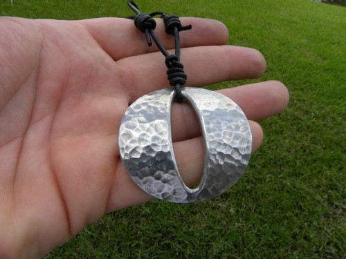 Knoten Leder Schiebe Halskette Choker Royal Selangor Anhänger für Surfer Mädchen - Bild 4 von 8