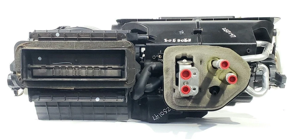 2003 2004 2005 2006 2007 2008 BMW Z4 OEM AC Evaporator With Blower Motor  - Image 3 of 4