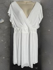 Express NWT! Pleated V-Neck Flutter Sleeve Midi Dress White Women’s Sz Medium