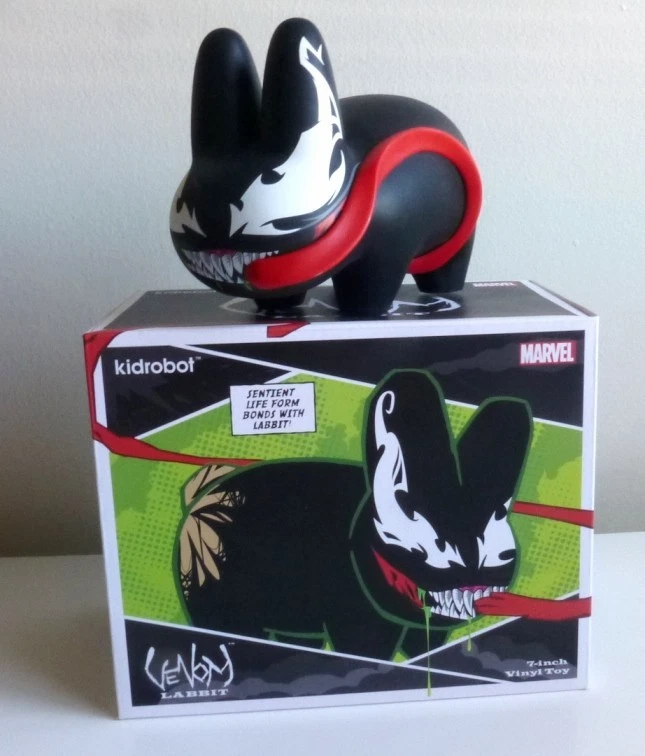 Kidrobot Venom Marvel Universe Designer & Urban Vinyl Action 