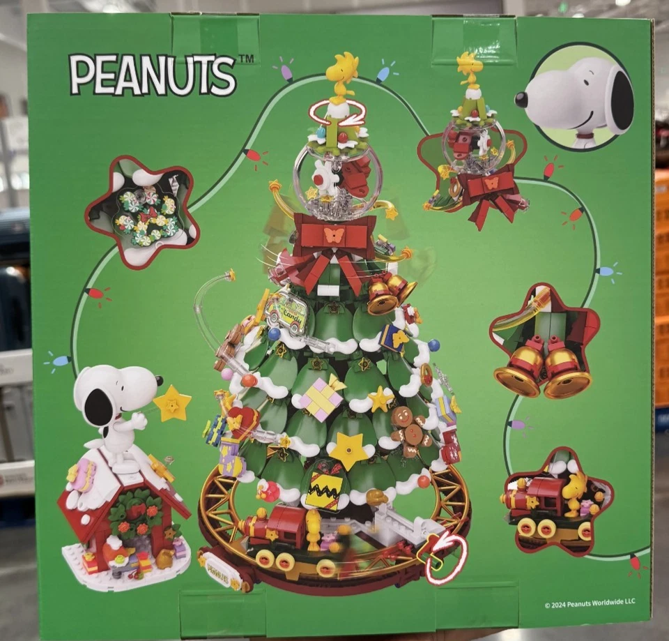 Snoopy Christmas Tree Building Blocks Set Collectible Model Kit Holiday Display - Image 4 of 4