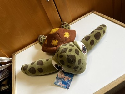 Disney Store exklusives Findet Nemo Squirt die Schildkröte Plüschtier 15 Zoll mit Etikett