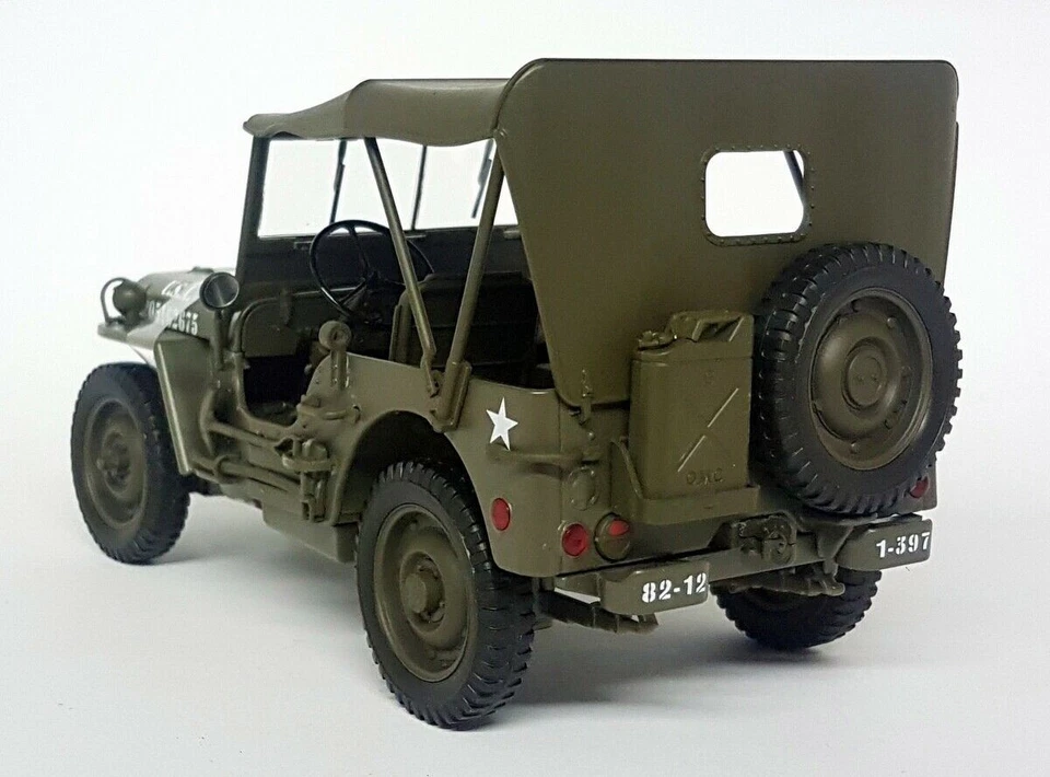 Welly 1/18 1941 Jeep Willy's Military Vehicle Top Up - Diecast model car - Image 4 of 4