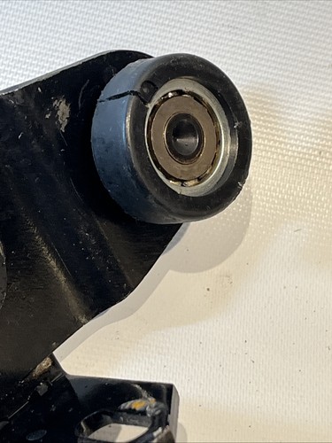 Lazy Boy La-Z Recline Track Roller Bearing Base Guide Bottom Side Bracket (J3) - Picture 8 of 14