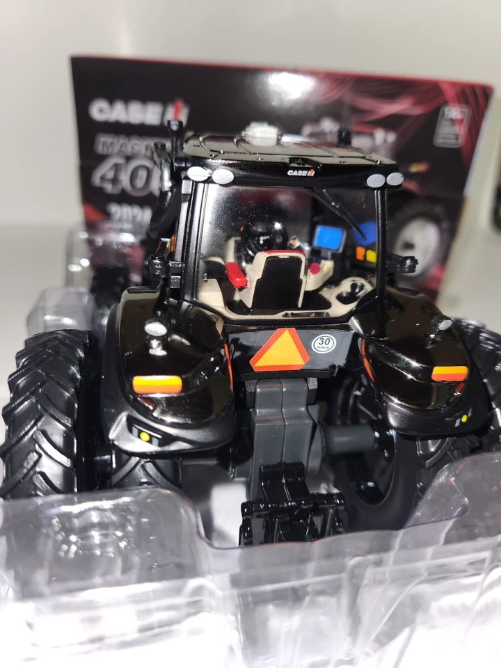 ERTL 1/32 Case IH Magnum 405 Prestige Tractor Chase Unit 2024 Farm Show 44351 - Image 3 of 3