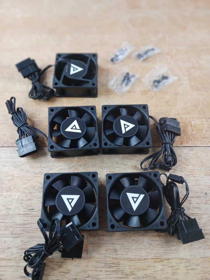 5x Mass Cool 60mm Coolin Fans Missing 1 Set Of Screws - Image 2 of 4