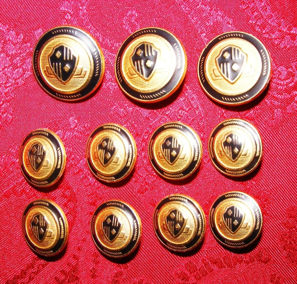 GOLD STYLE SHEILD LOGO BESPOKE ENAMEL REPLACEMENT BLAZER SHANK BUTTON SET - Image 4 of 4