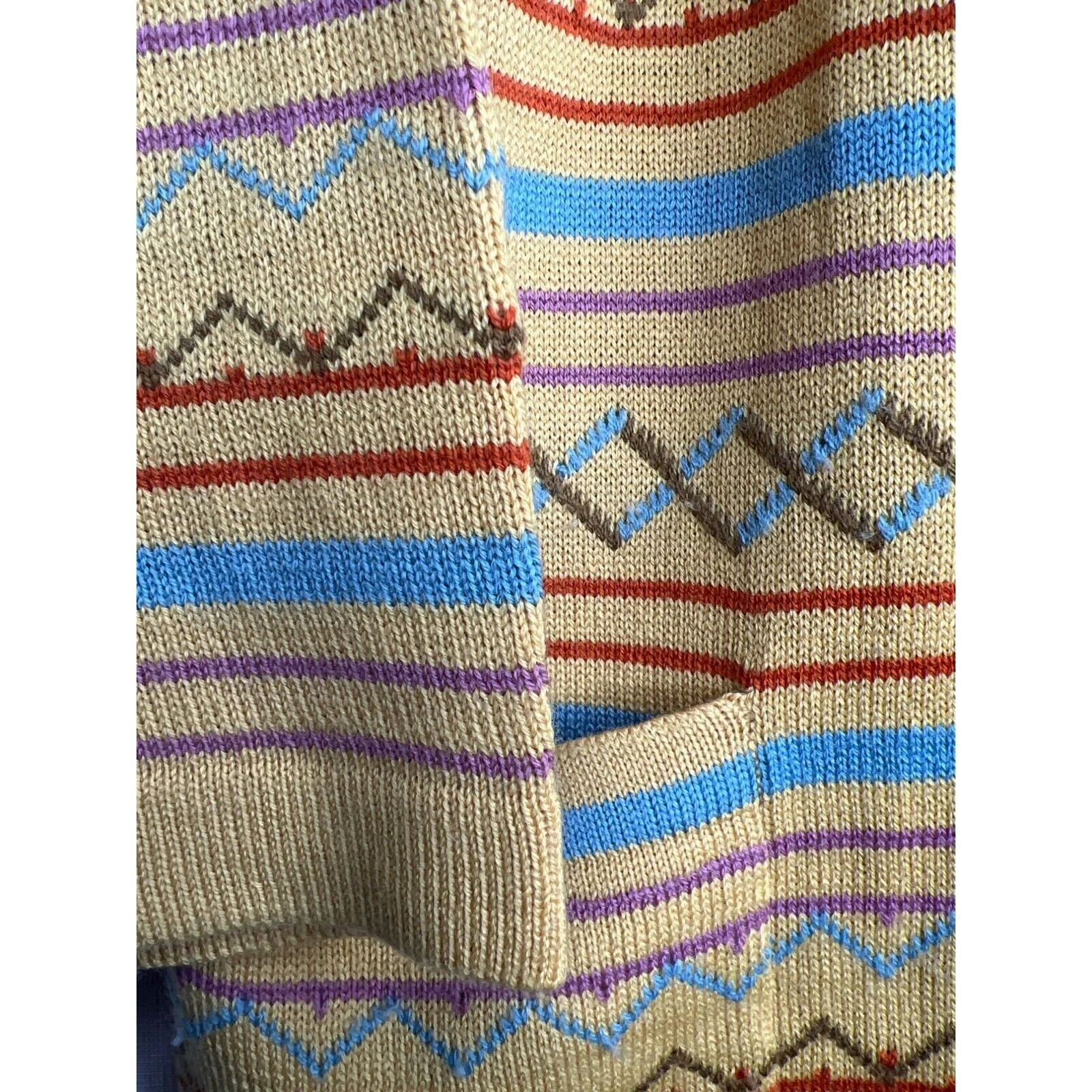 SAINT LAURENT (YSL) Cardigan vintage anni 70 Yves Saint Laurent in lana a righe gialle con cappuccio taglia small