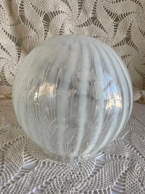 Antiguo 8" Opalescente Remolino Globo Victoriano Vidrio Accesorio Lámpara Pantalla Foto 2 de 3