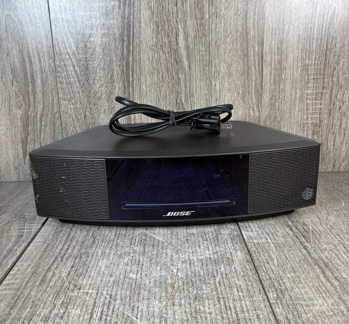 Iv Cd Player/am/fm Radio Model 417788-wms With Remote