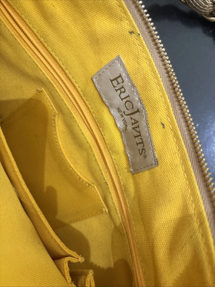 Eric Javits Women's Vintage  Beige  Purse  With Chain Strap And Yellow Lining - Image 3 of 3