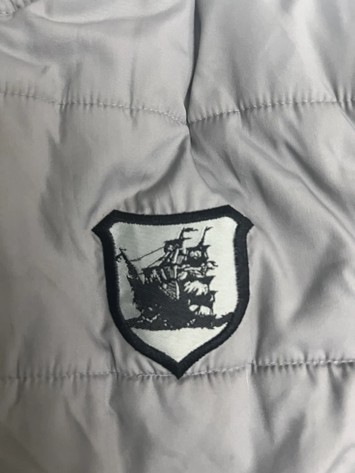 DISNEY Pirates of the Caribbean Puffy Puffer Jacket Sz Youth L 10/12 - Image 3 of 4