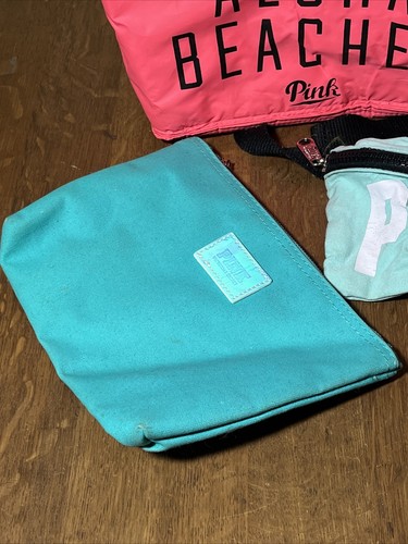 Set Of 3 PINk By Victoria Secrets Bags Makeup/Fanny/insulated - Picture 3 of 8