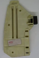 NEW FORD MOTOR COMPANY GENUINE OEM BRACKET PART NO. D8BZ-3623288-A