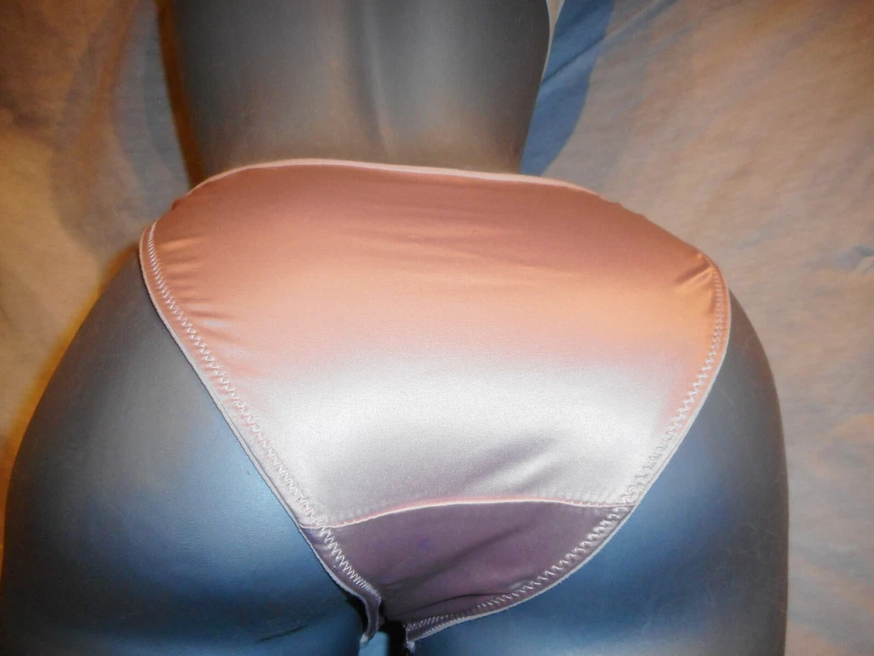 2P/CS BCBGENERATION BLACK AND BEIGE BIKINI PANTY SOLD TOGETHER S,M,, - Image 2 of 4