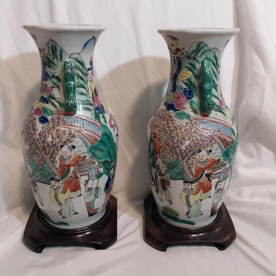 Chinese Famille Rose Vases Republic Era Very Rare Pair - Image 4 of 4