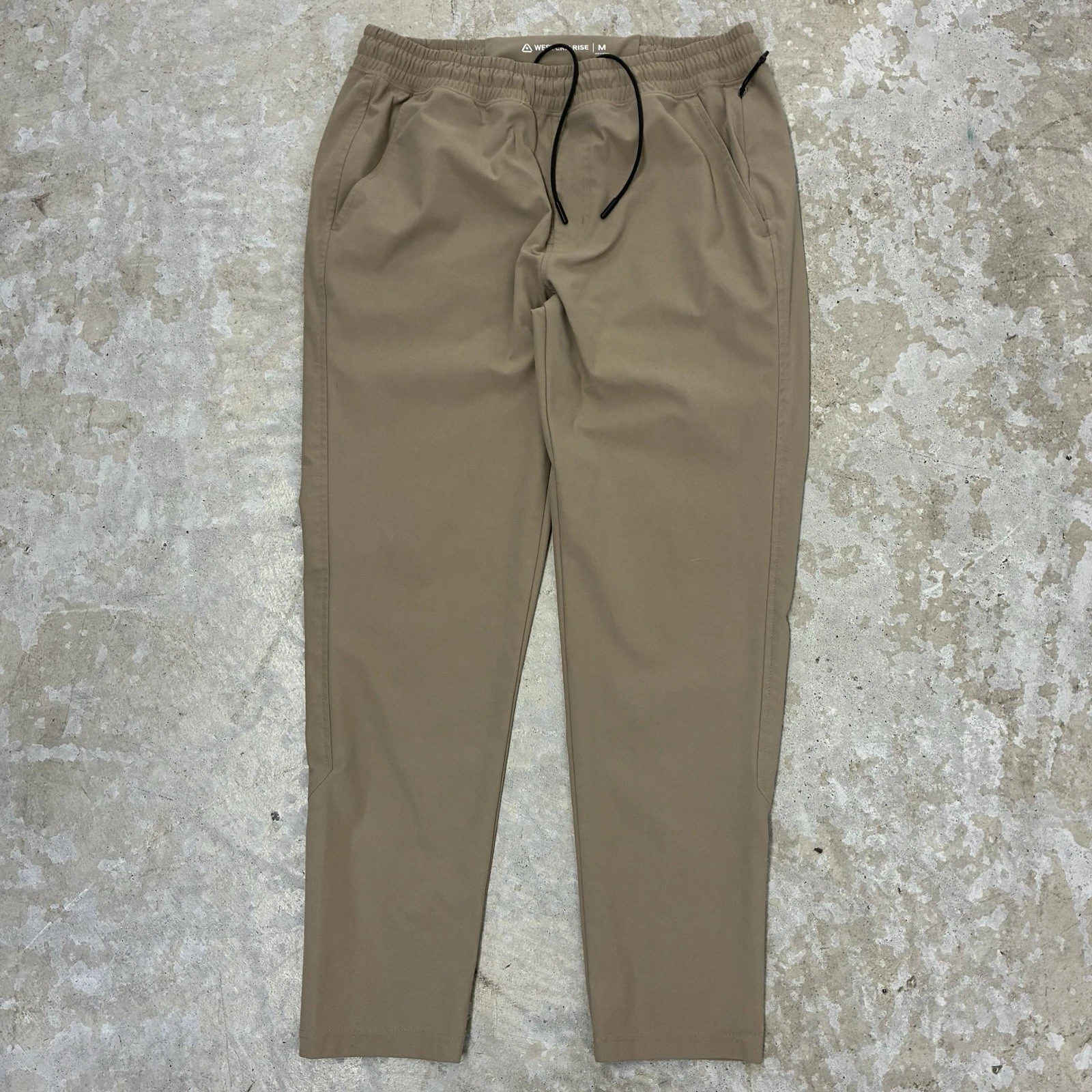 Western Rise Spectrum Jogger Pants Men's Size Medium Brown Tan Stretch Pull on
Opens in a new window