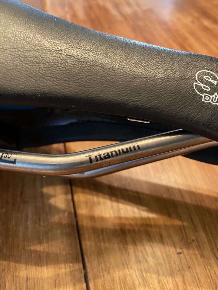 Rx Rr Serfas Bicycle Saddles CRS-1 Super Cruiser Serfas RX-RR Race