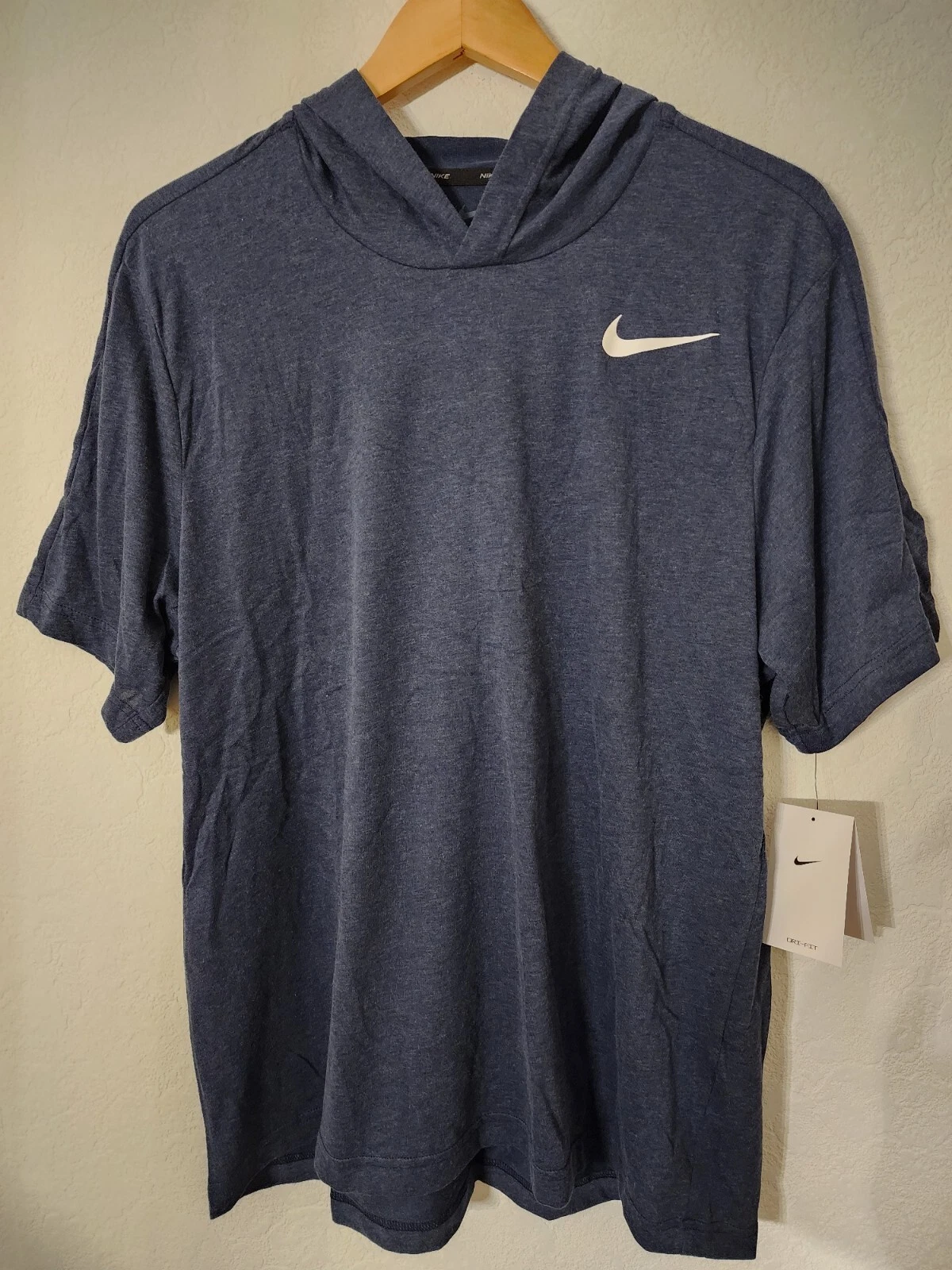 Nike Dri-FIT Size Small Short Sleeve Hooded T-Shirt Obdisian CU4964-473 NWT