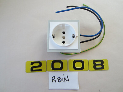LEGRAND 76126 PANEL MOUNTING PLUG SOCKET 2 POLE