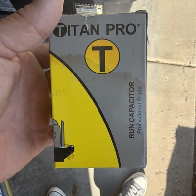 Titan Pro Motor Run Capacitor 45+5 µF Round 440/370 VAC TRCFD455