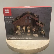 Essential Home Christmas Nativity Set in Wood Crèche. Ceramic 9 pieces NEW