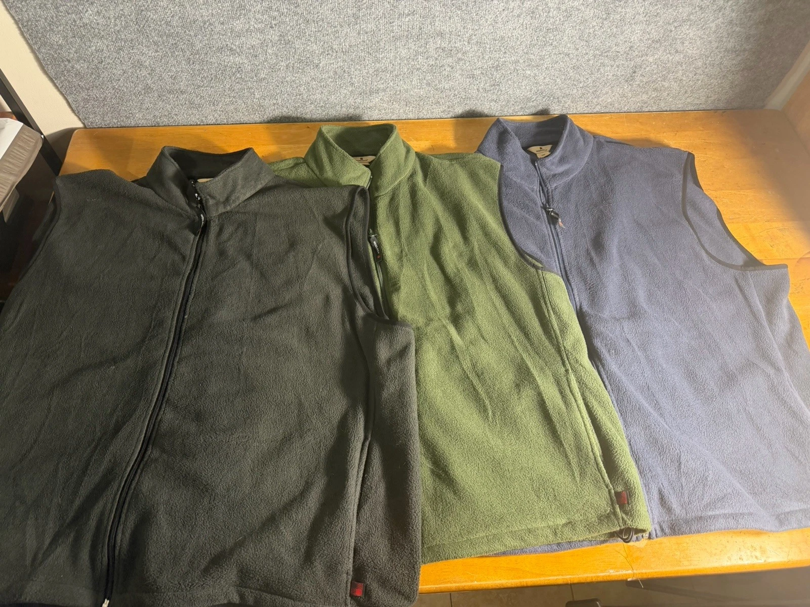 Lot of 3 Woolrich Men’s 3XL Fleece Vests Full Zip Blue Green Gray