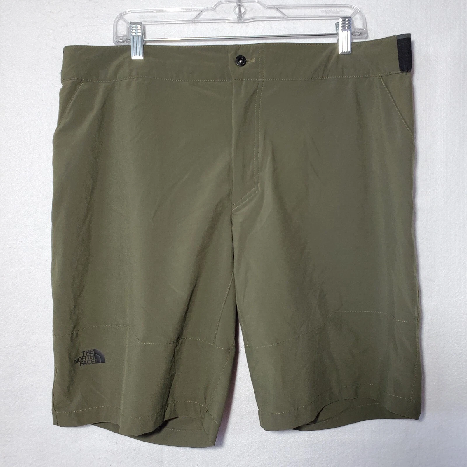 The North Face Shorts Men's 40 Green Golf Outdoors Hiking Camping