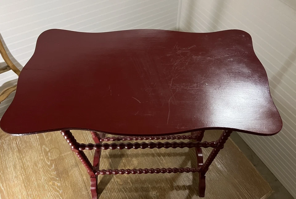 Late 19th Century American Victorian Side Table - Image 2 of 4