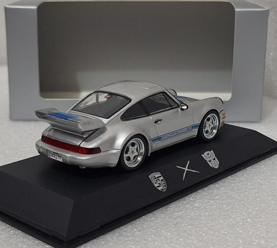 Porsche 911 (964) Carrera RS 3.8 Transformers Mirage Silver 1:43 Spark (8) - Image 2 of 4