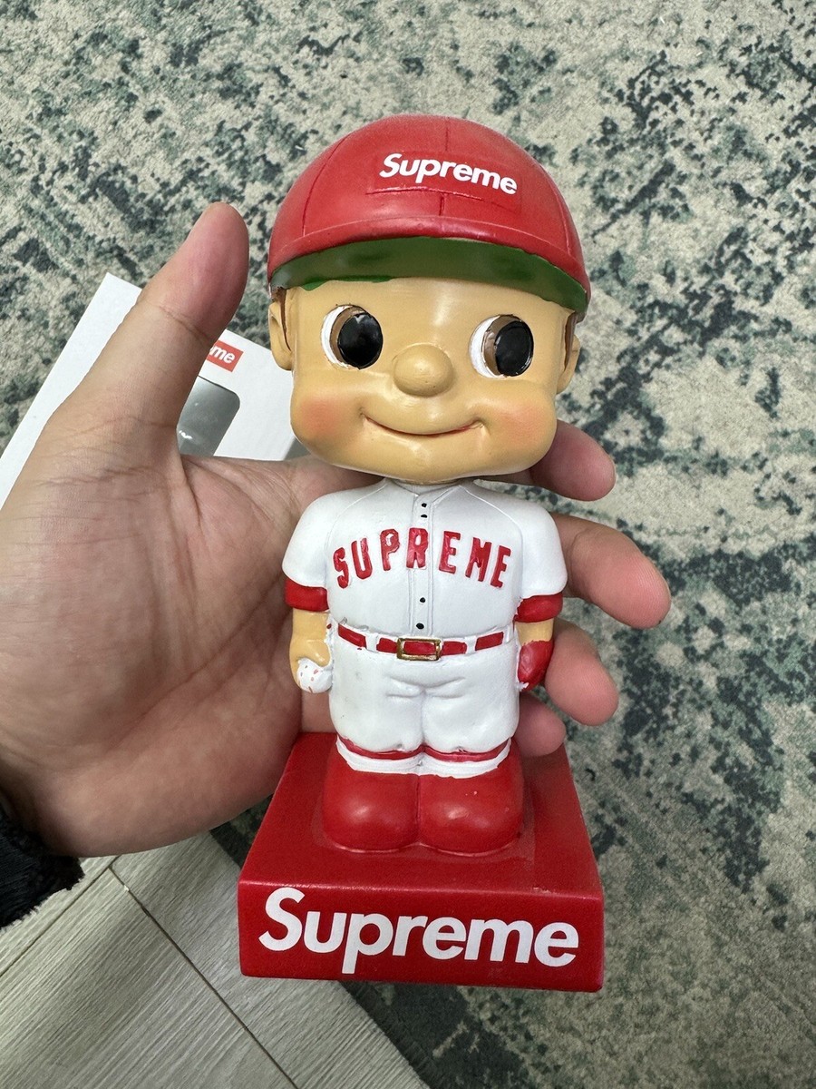 Supreme - Supreme Bobblehead 赤 s-l400.jpg
