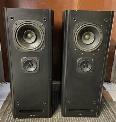 7/4 AKAI Lautsprecherboxen, HiFi Box SR-39 / 2-Wege Bassreflexsystem, vintage