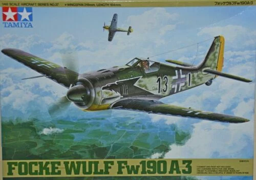 Modellini statici di aerei e veicoli spaziali Tamiya scala 1:48