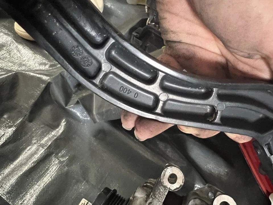 Juego de brazos limpiaparabrisas delanteros Cadillac CTS 2014-2019 OEM (par, izquierda y derecha) Foto 4 de 4