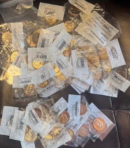 Kennedy Half Dollar collection; 77 different coins (58 Unc/19 Prf) 8 silver