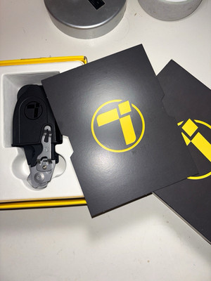 Leatherman Tread Tempo Multi-Tool Watch Black/Gray w/ Box Metal Blade 0.5in