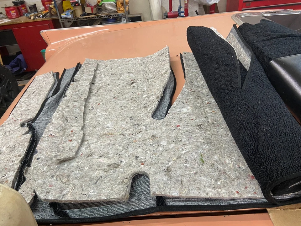 Ford Fairlane 500 Skyliner 1957 alfombra bucle negro opción asiento eléctrico Foto 3 de 4