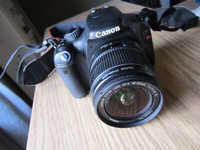 Canon EOS Rebel T2i / EOS 550D 18MP DSLR Camera EF-S IS 18-55mm Battery Charger