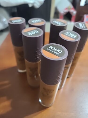 (7) Burt's Bees Goodness Glows Liquid Foundation, 1 oz 1060 Chestnut Bottles - Picture 2 of 5