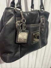 Tignanello black leather shoulder bag silver hardware Polyester Lining Magnetic