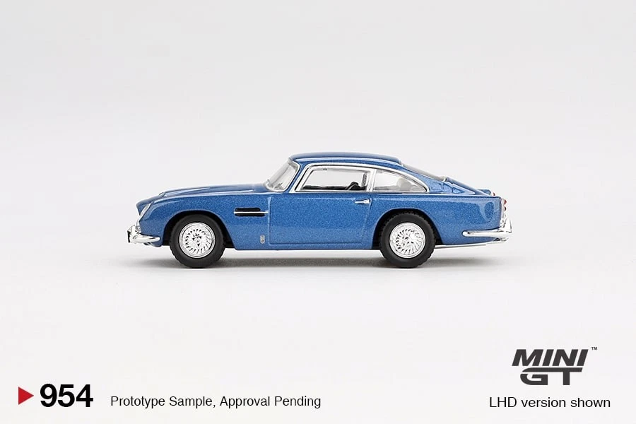 Mini GT MGT00954LHD Aston Martin DB5 Sierra Blue Die Cast 1/64 - Immagine 2 di 3