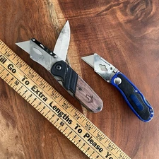 Lot of 2 Folding Replaceable Locking Box Cutter Utility Knifes