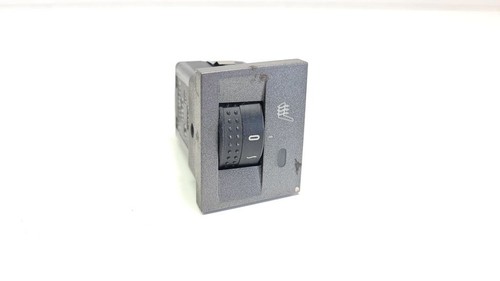 Opel Signum 2004 Vorne links Schalter Sitzheizung 13138251 UST103598