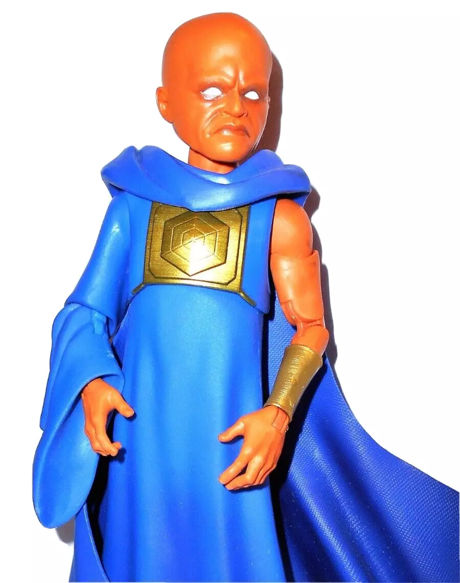 Hasbro marvel legends what if? the watcher