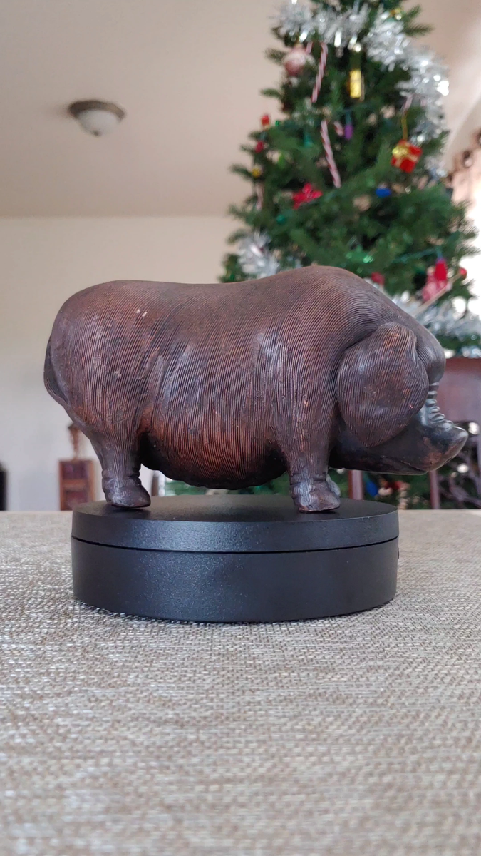 宜兴紫砂雕塑富贵肥猪Antique Chinese Yixing Zisha Purple Clay