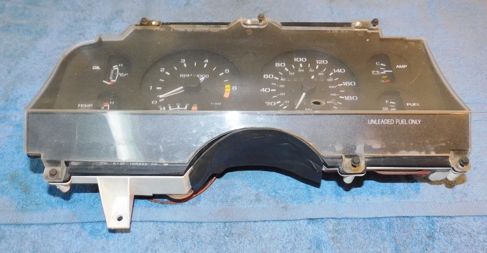 1985-1988 Ford Thunderbird Turbo Coupe ORIG Export KPH GAUGE INSTRUMENT CLUSTER - Image 4 of 4