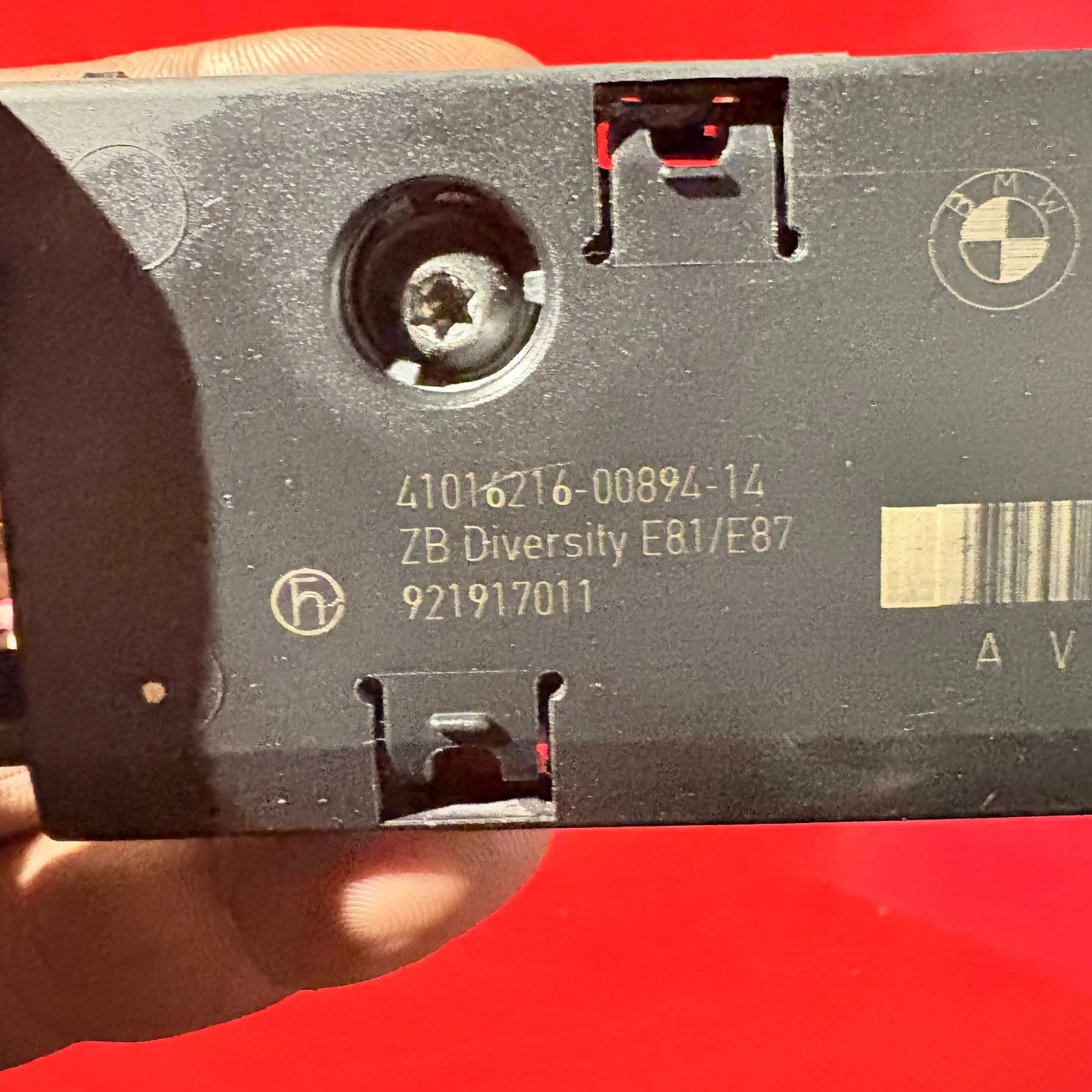 BMW E81 E87 diversity amplifier assembly marking 921917011
